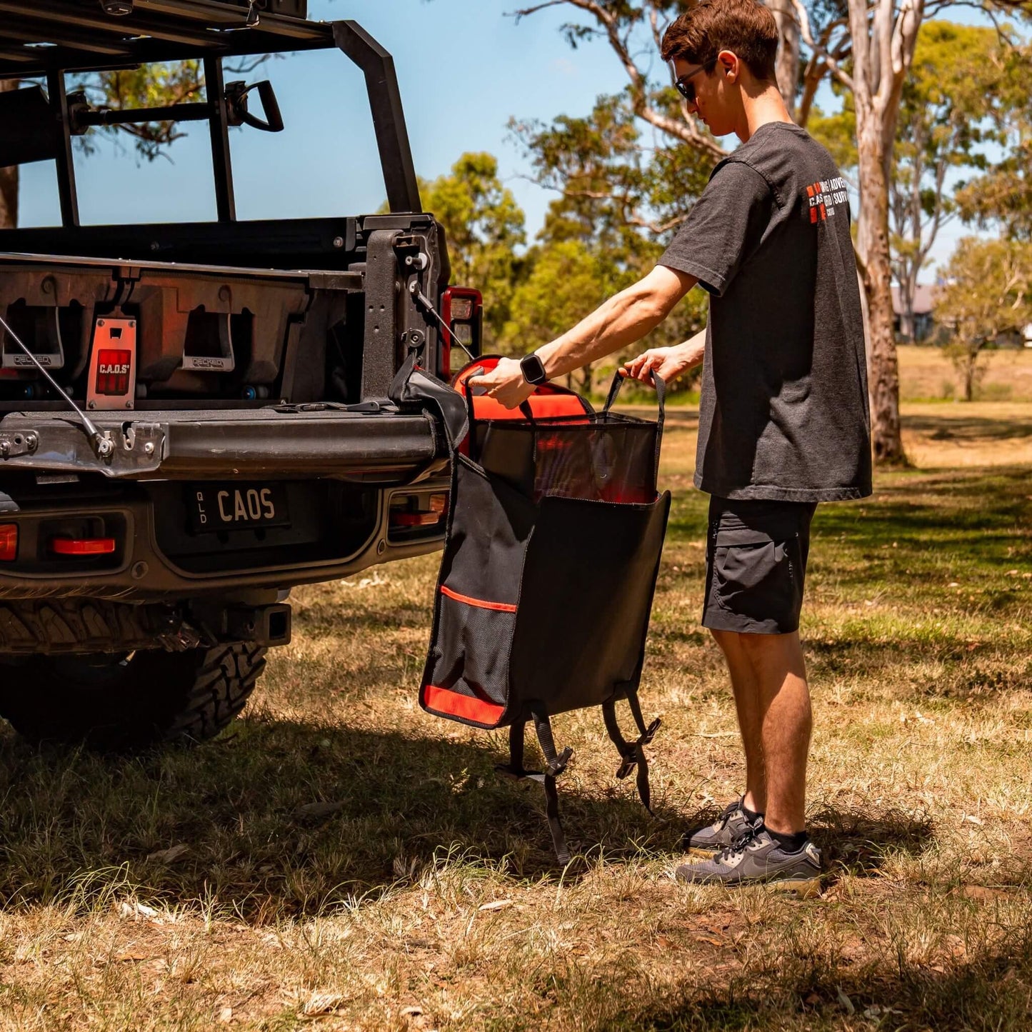 CAOS Tailgate Bag + Protection Mat (Black)